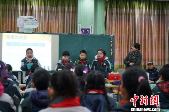 南京小学每周有堂“绿色”课：江苏环保意识从娃娃抓起